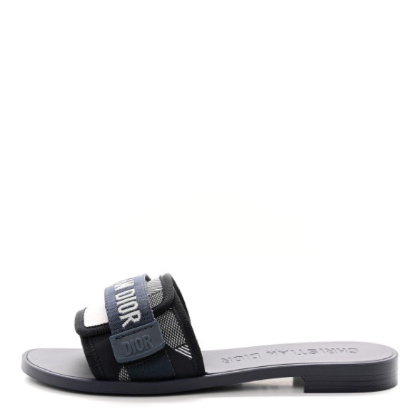 Christian Dior Technical Stretch Fabric Camouflage
Dio(r)evolution Slide Sandals - Picture 11 of 15